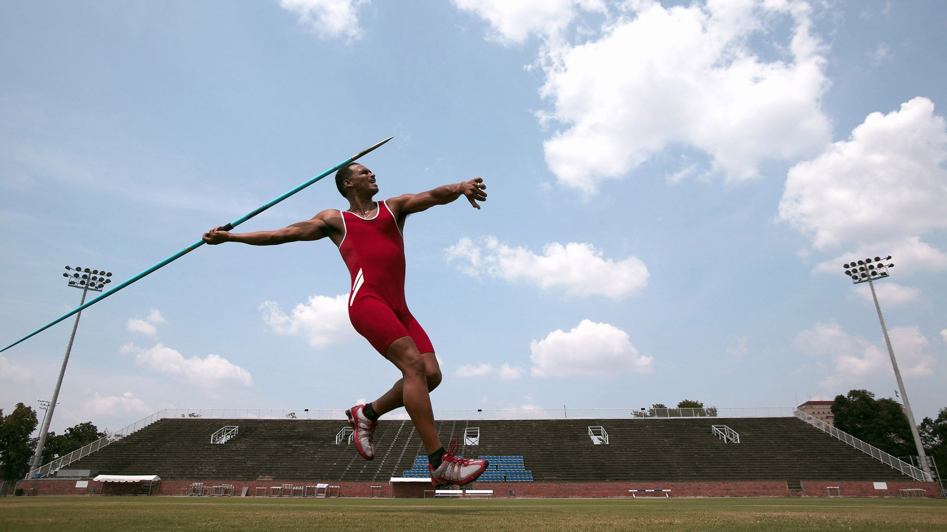 开云体育平台-以“足球+生态文明”理念打造绿色青训新样板，青少年足球要营造一个好的大环境需要做到哪些方面
